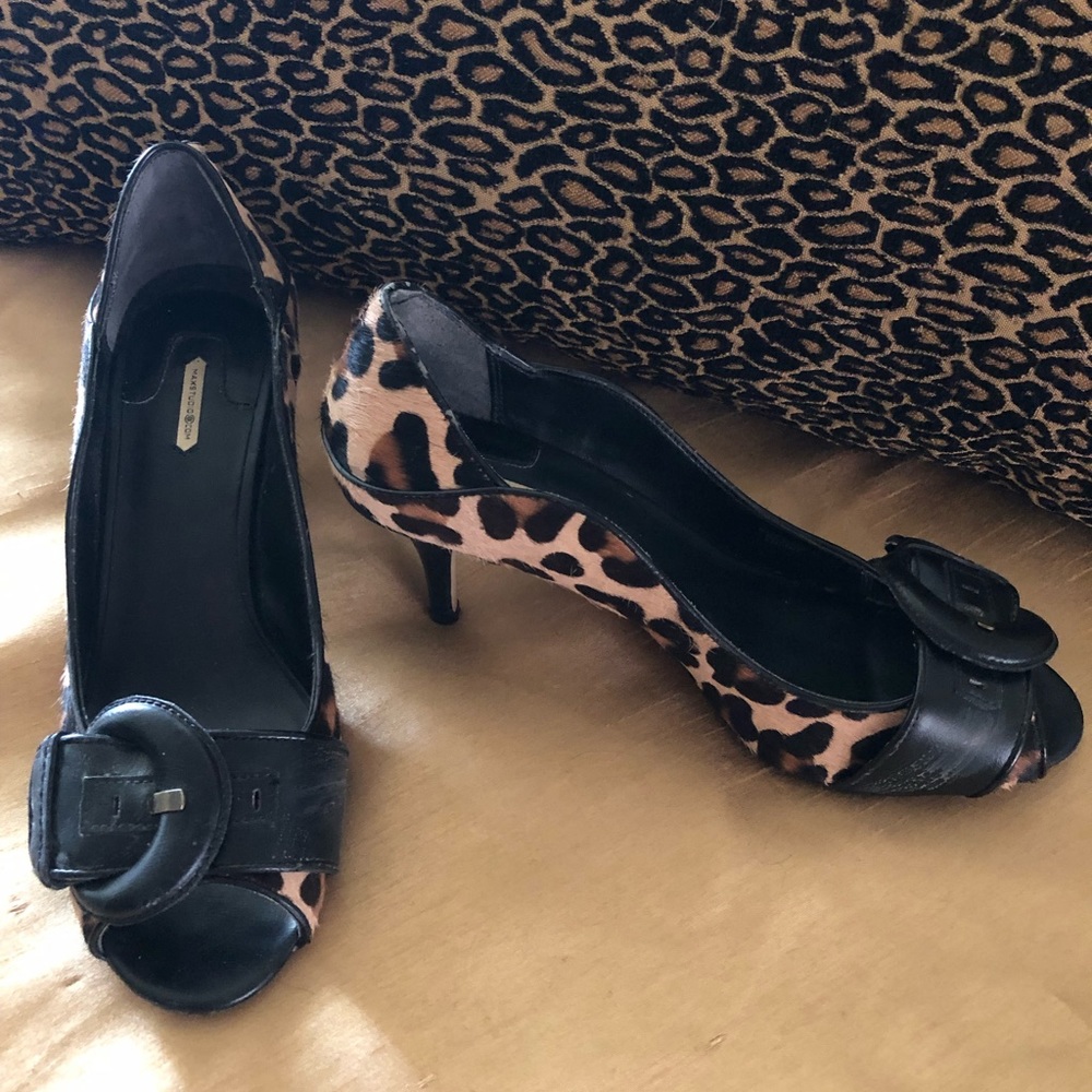Leopard fur like print